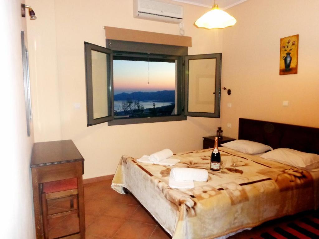 Makronas Apartments การิสโตส ภายนอก รูปภาพ